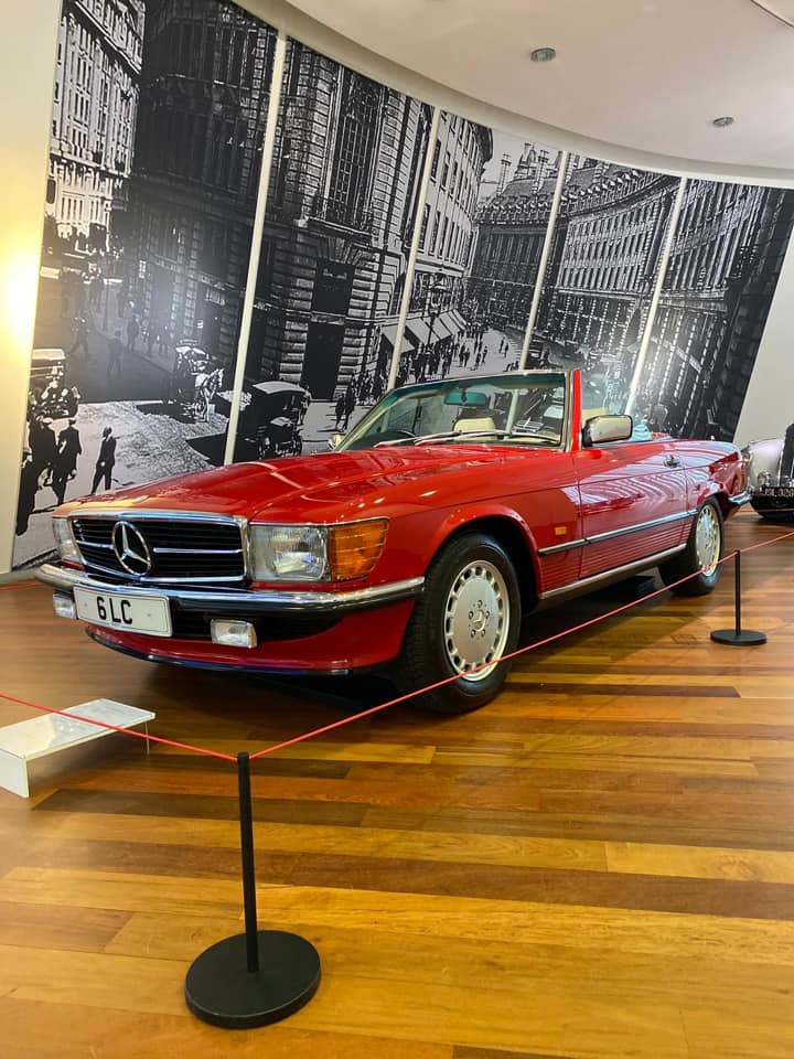 Mercedes r107 SL