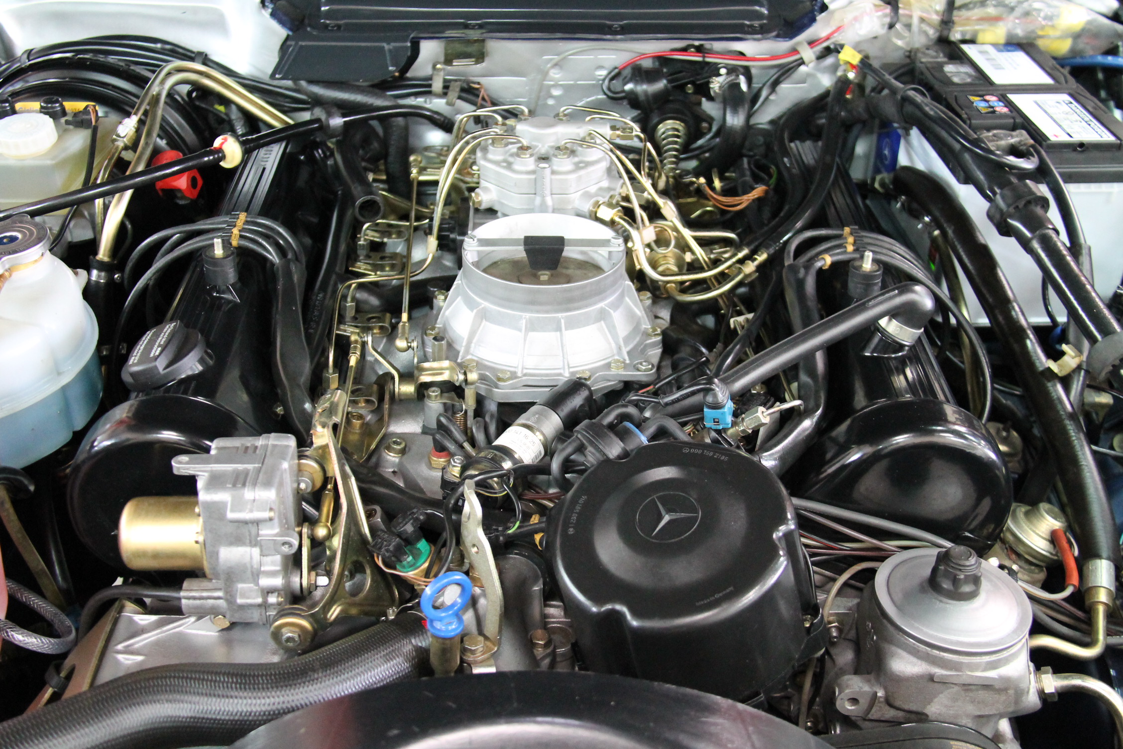 Restored Merceds 500SL engine bay