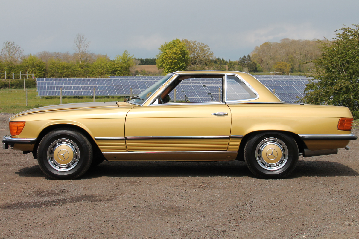 Side profile of the 350 SL in Icon Gold.