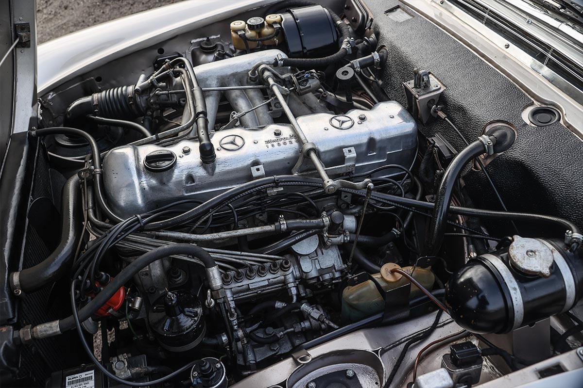 Silver 280 SL Engine Bay