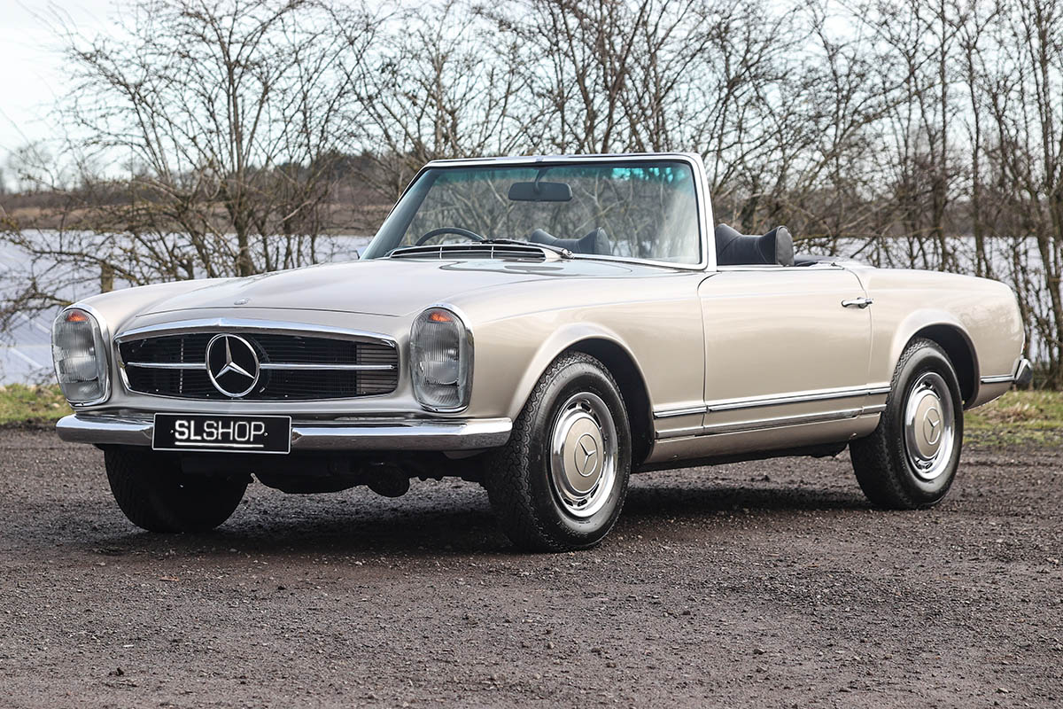 1970 Mercedes 280 SL Front Three Quarter Image