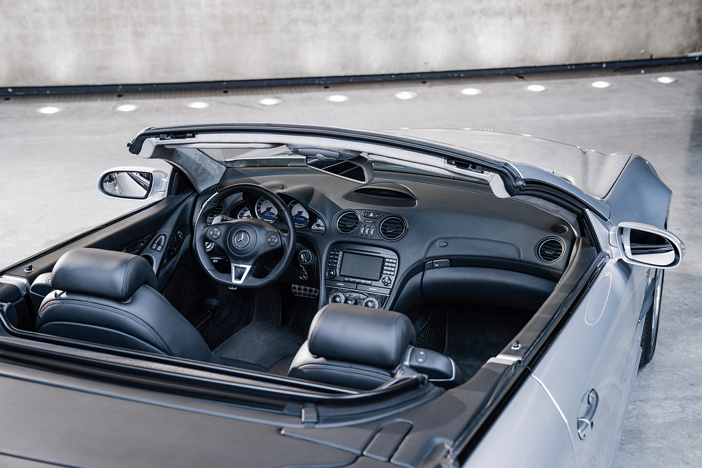 Mercedes R230 Interior