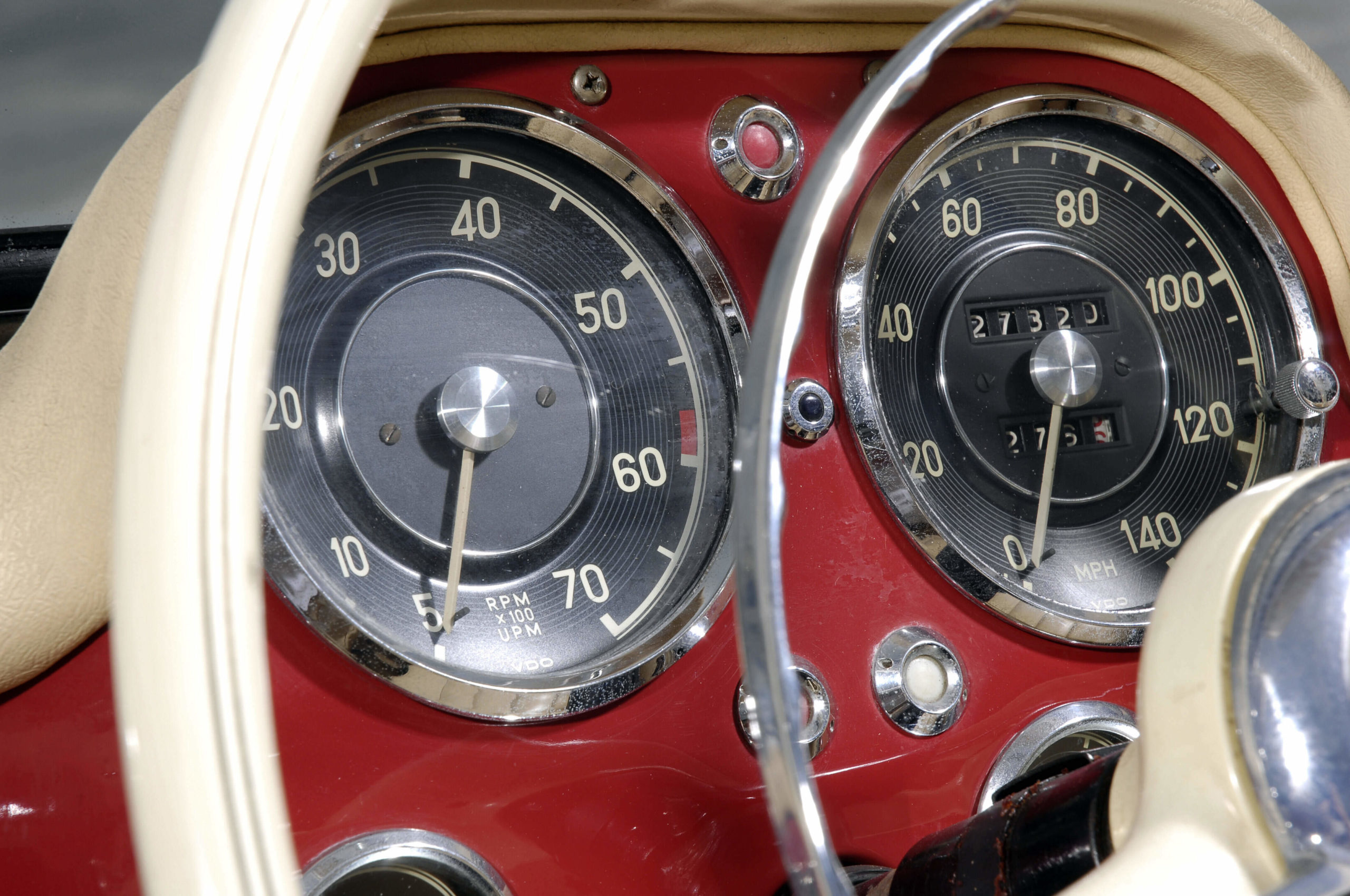 190SL Mercedes Dials