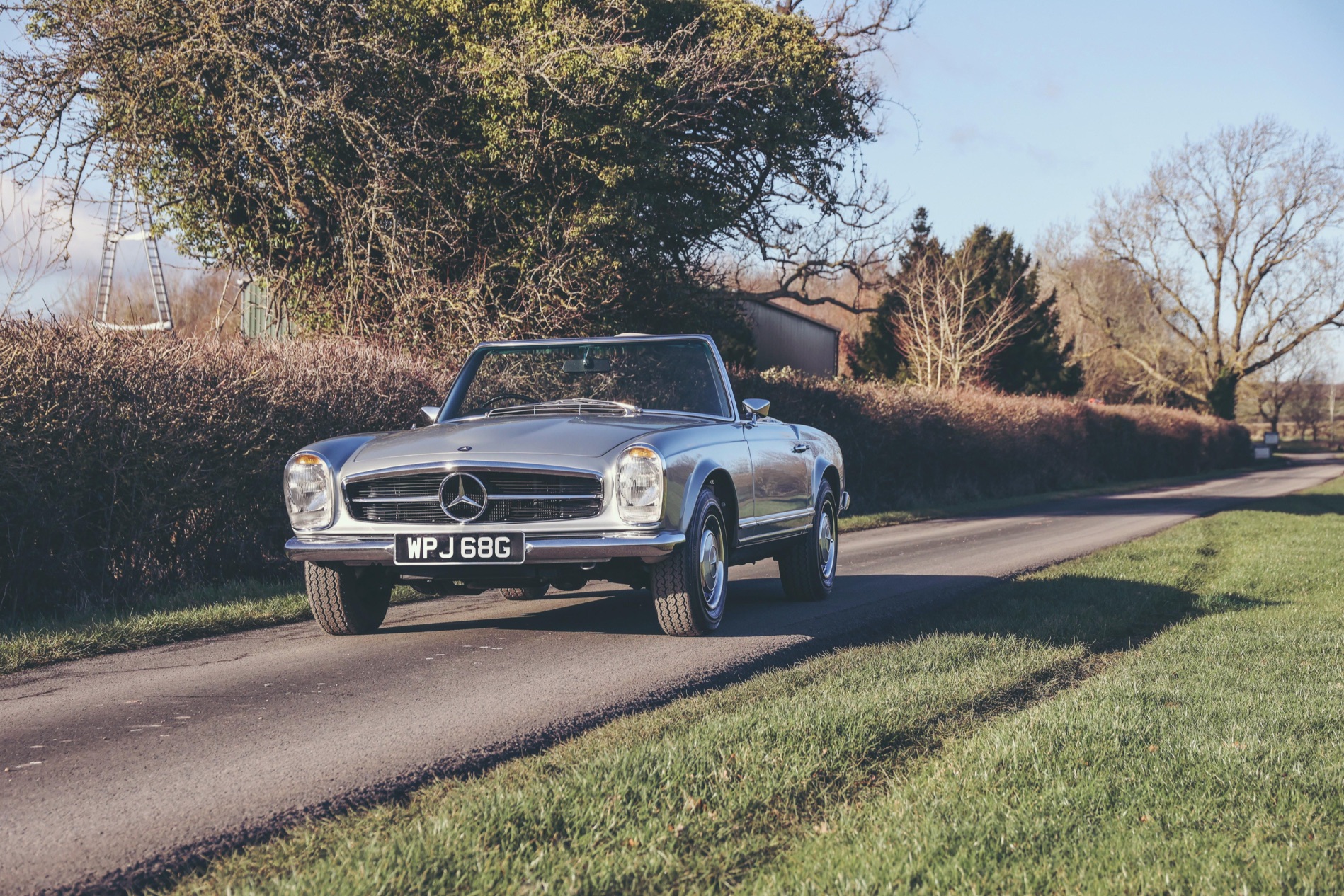 1968 Silver 280SL Pagoda